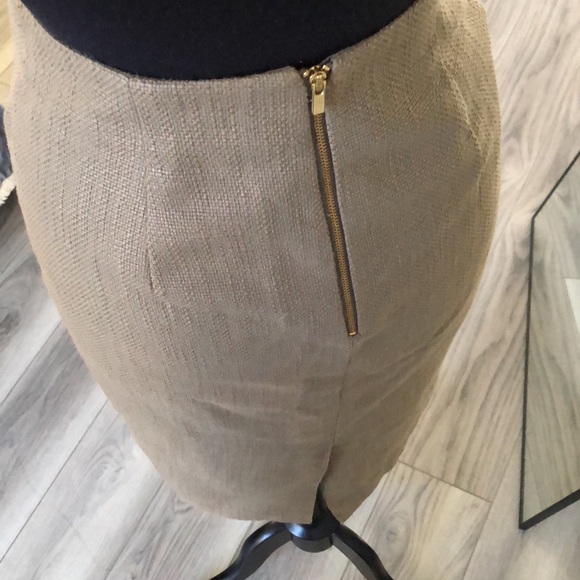 Banana Republic Tweed Skirt - Picture 6 of 6